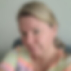 Pollynom (48) aus Netphen
