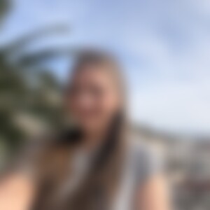 estherxcc (25) aus Sankt Augustin