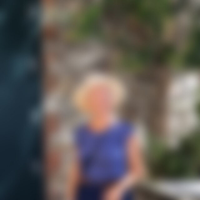 nanala (63) aus Potsdam