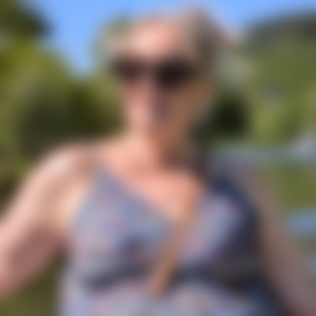 LaLeLuLilaLiane (48) aus Engelskirchen