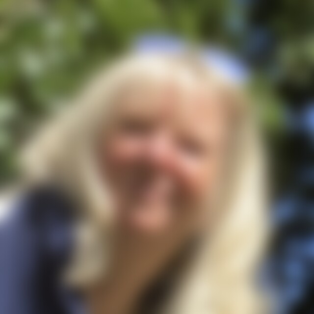 IRMAAU (58) aus Scharbeutz