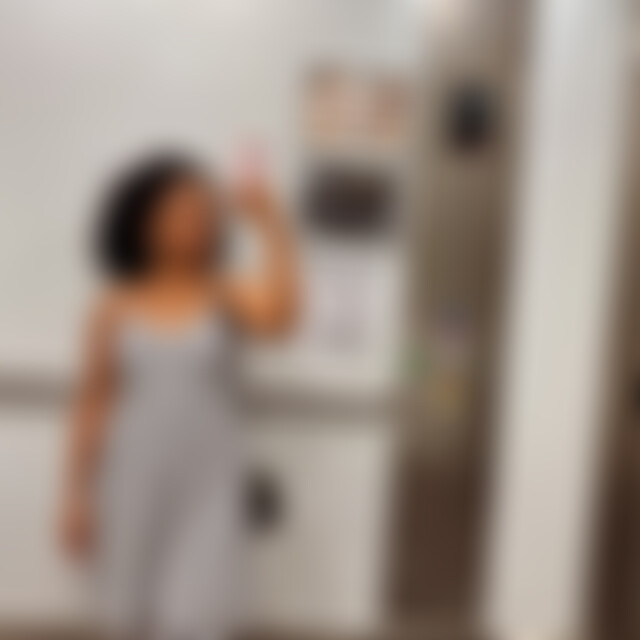 Phie (27) aus Friedrichshafen