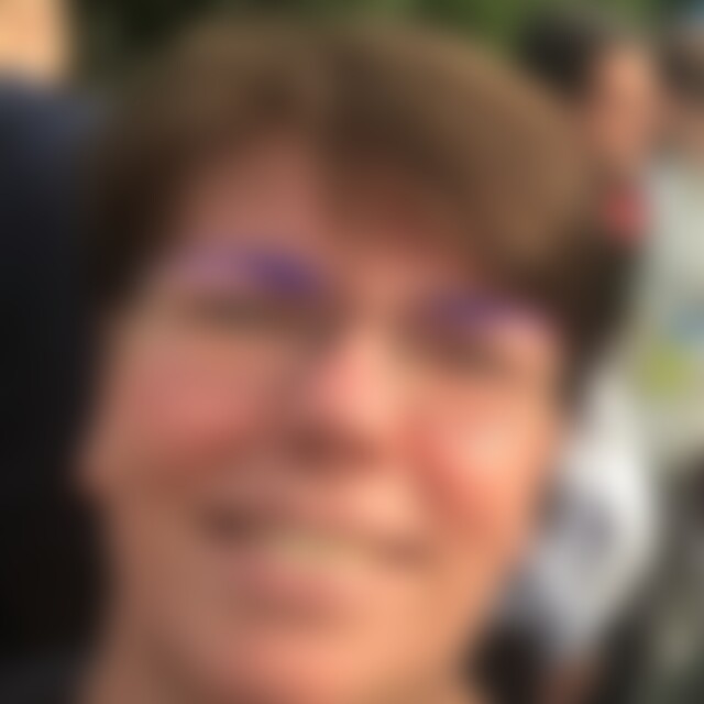Elke1012 (49) aus Bunde