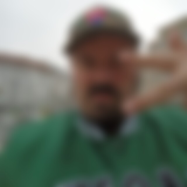 Schwarzwolf (36) aus Bratislava