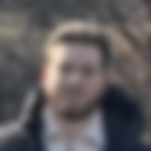 Luca739 (23) aus Bielefeld