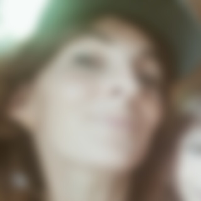 ReneeEve (40) aus Halle