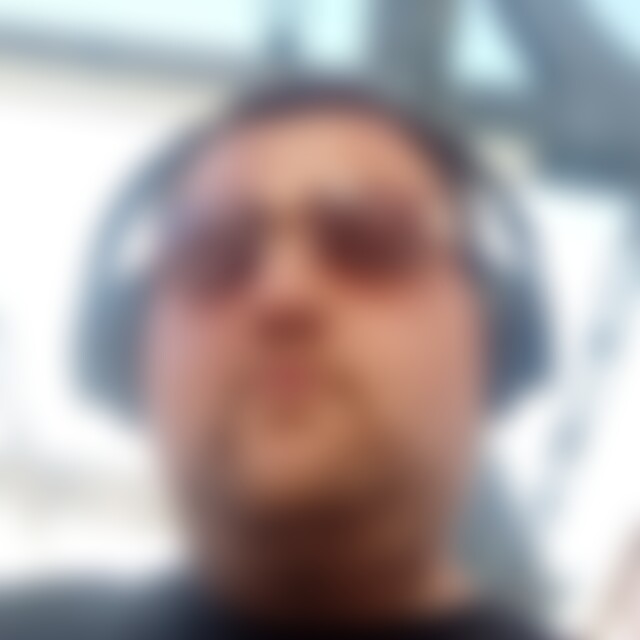 ChristianOster (32) aus Dresden