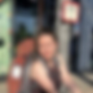 Tinasingtundklettert (36) aus Hamburg