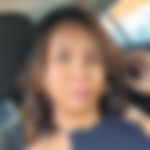 Fanoela (33) aus Bergisch Gladbach