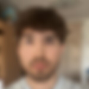 Yoschi (23) aus Wien
