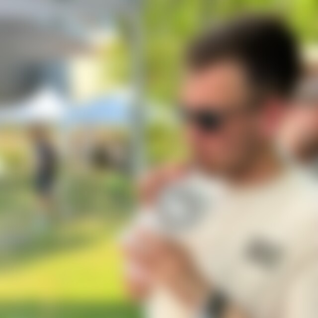 jonnylee (21) aus Gießen