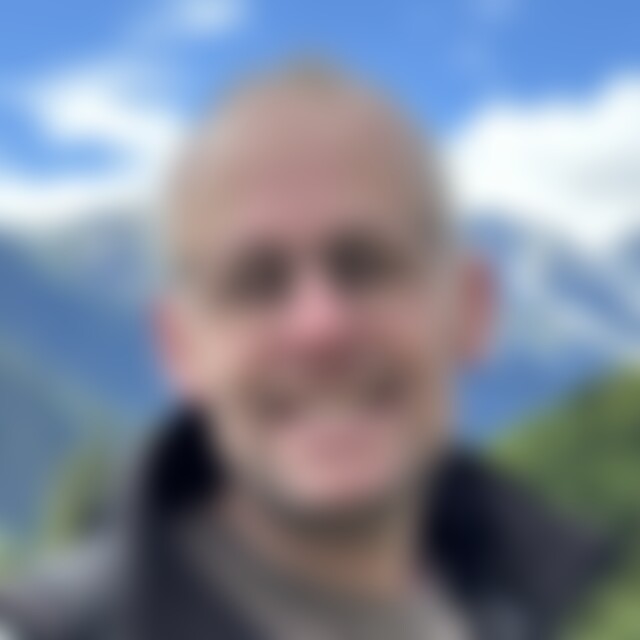 Uwet (39) aus Nümbrecht