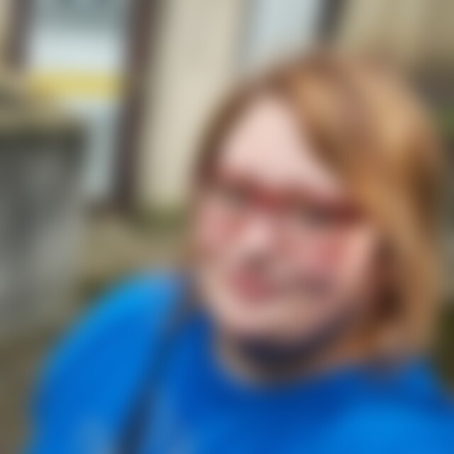 Violett (42) aus Gronau
