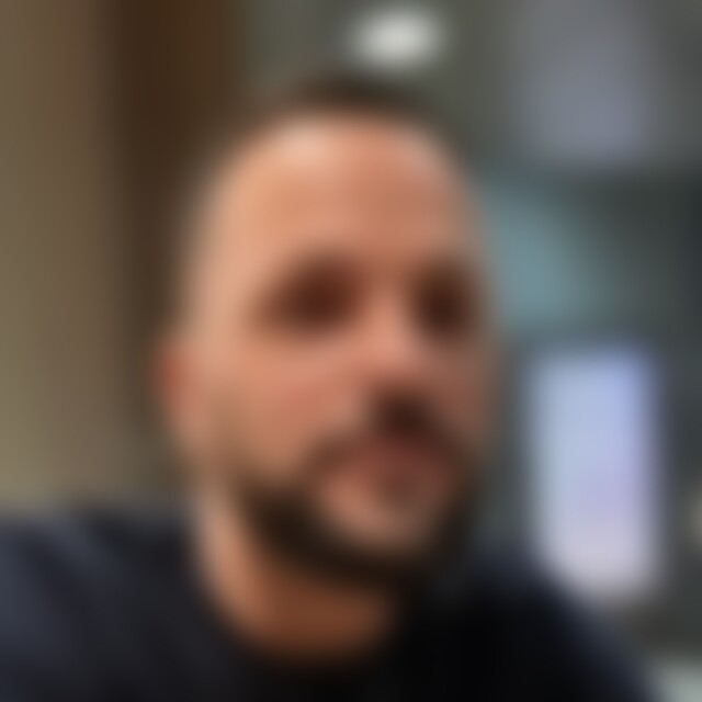 Vitale (38) aus Kerpen
