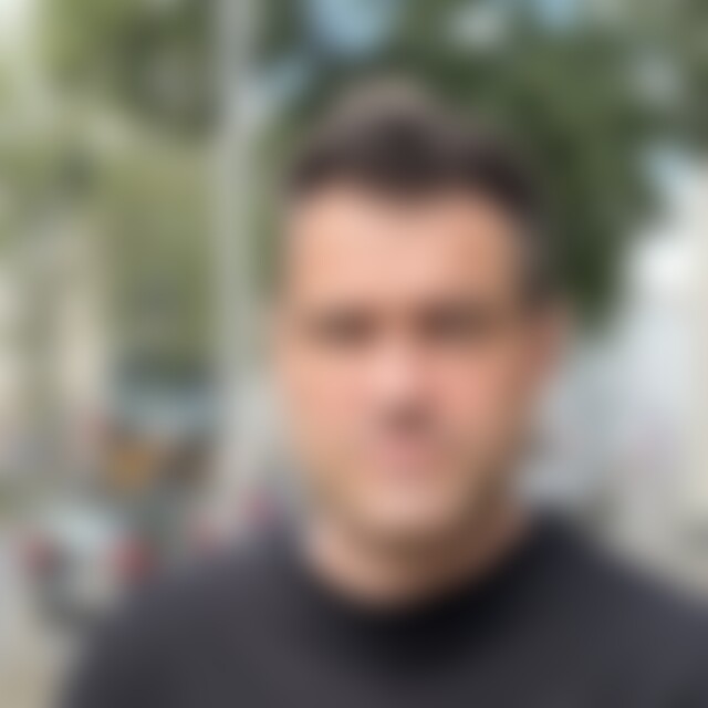 AlexShyniberov (46) aus Bielefeld