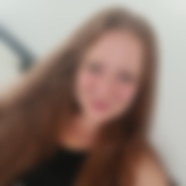 Naminka (30) aus München