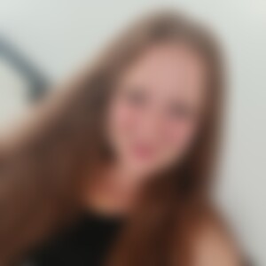 Naminka (30) aus München