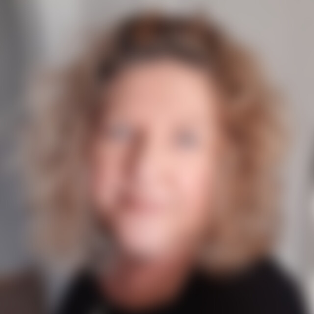 Angie11 (60) aus Roßtal