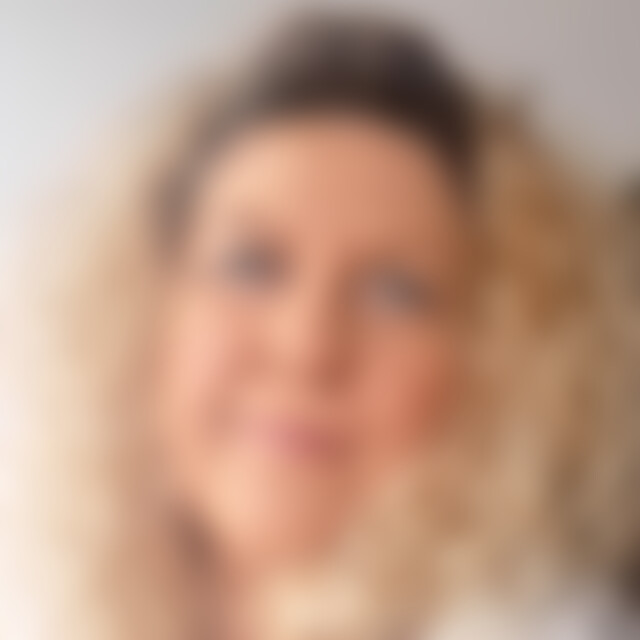 Angie11 (60) aus Roßtal
