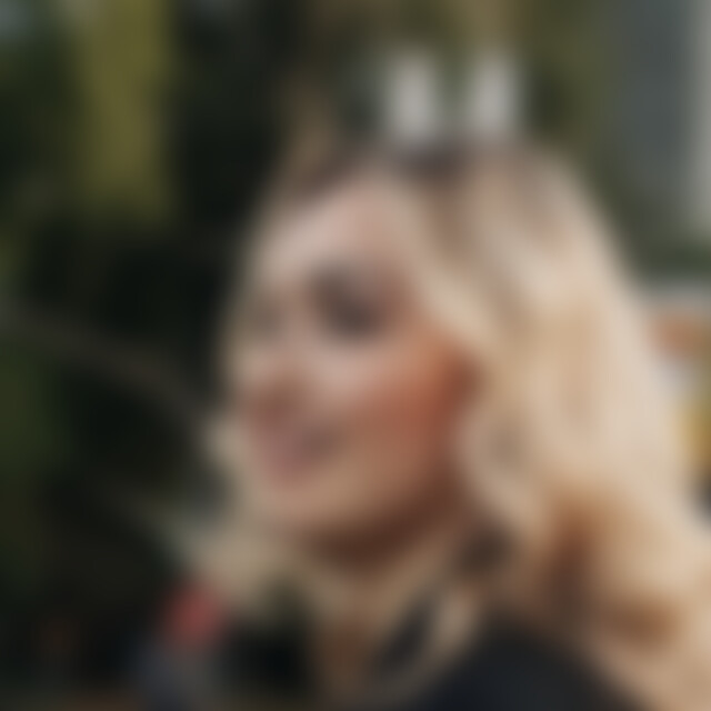 HelenM84 (42) aus Offenbach