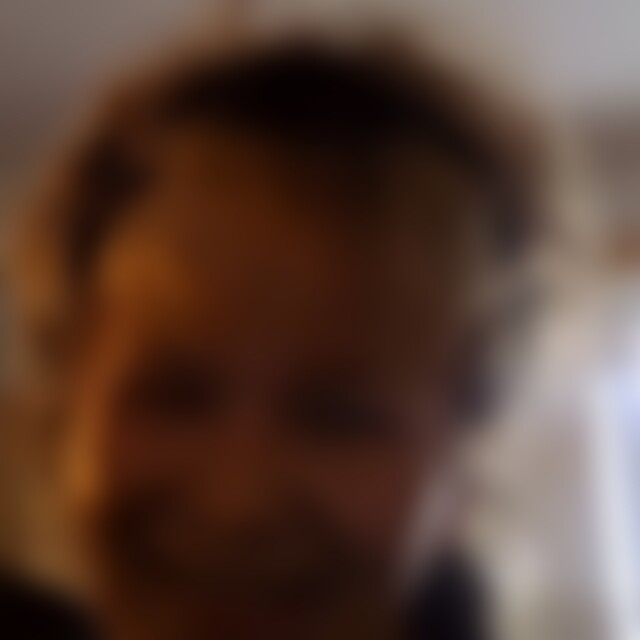 blondieschwarz (69) aus Hofheim