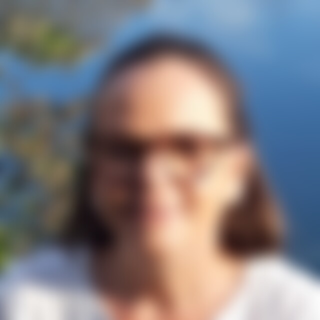 Shirley (65) aus München