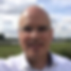 Acheba (48) aus München