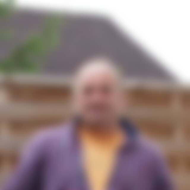 Krass (64) aus Lemgo