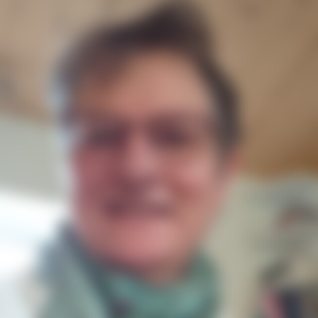 Dunkelgruen (64) aus Sachsenwald