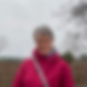 Dunkelgruen (64) aus Sachsenwald