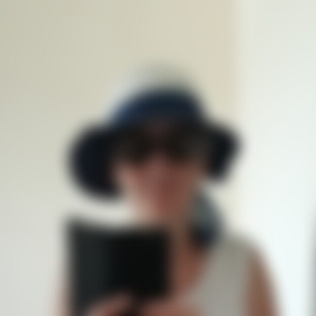 SStobbe (68) aus Potsdam