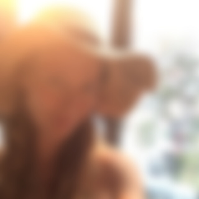 Goldig (39) aus München