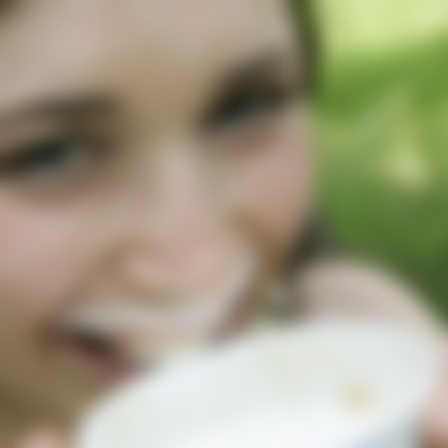 Federchen (42) aus Ausreise Kenia steht