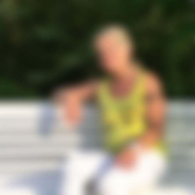 Ramgard (62) aus Schlangen