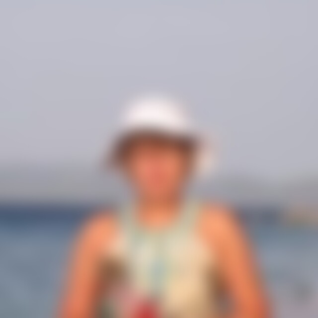 Nathalie (63) aus Düsseldorf