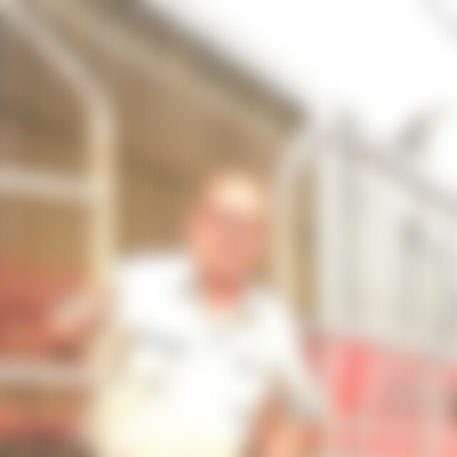 StephenHawking (65) aus Löhne