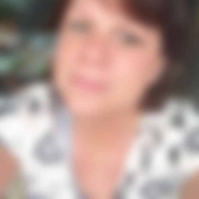 melli37 (52) aus Köln