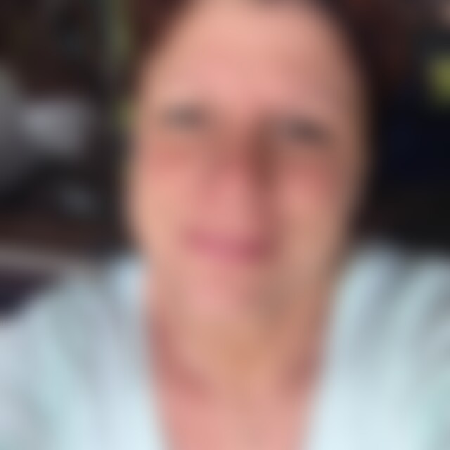 melli37 (52) aus Köln