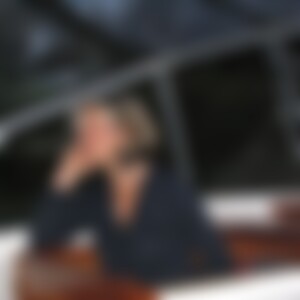 Artemis (65) aus Bonn