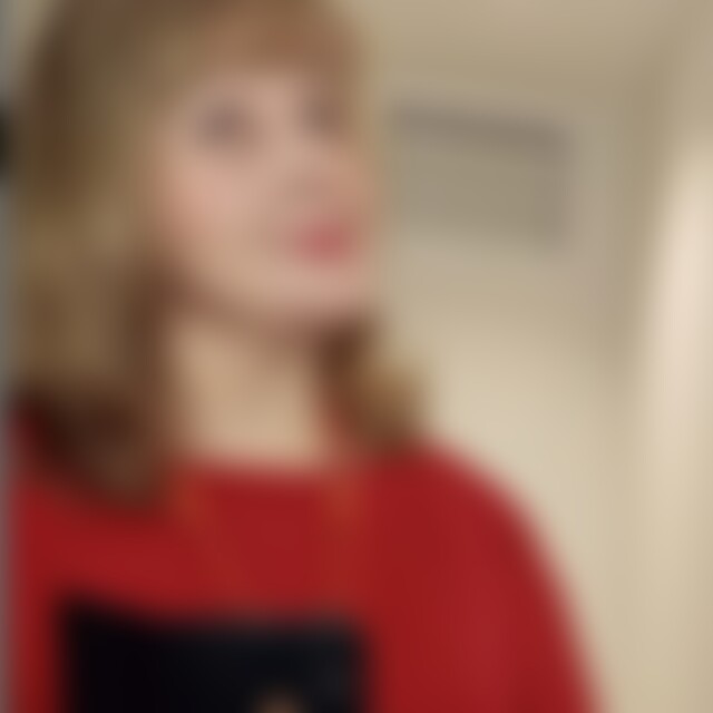 eunice12 (66) aus Wiesbaden