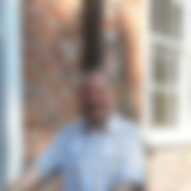 voogdie (55) aus Frankfurt